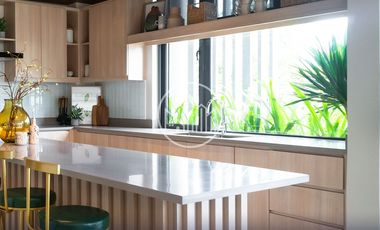Luxury RFO 4BR Townhouse with 3-Car Garage in Paco, Manila