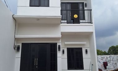 806 Cluster Baru 2 Lt. Lokasi Strategis di Kalisari, Pasar Rebo - Jakarta Timur