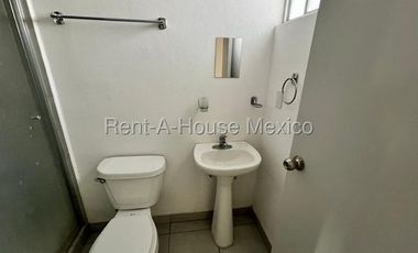 RENTA, El Rosario - Departamento en planta baja de 2 recámaras