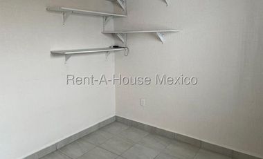 RENTA, El Rosario - Departamento en planta baja de 2 recámaras