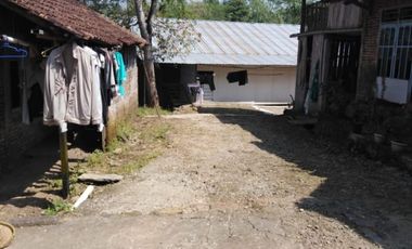 Rumah Luas Strategis di Pinggir Jalan Merbuh, Kendal (NSB)