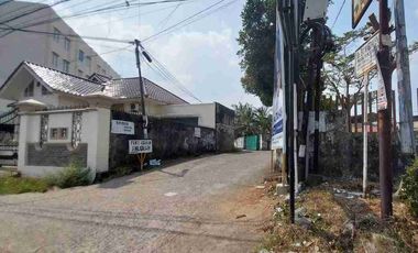 Dijual Lahan Luas cocok buat Kost Hotel