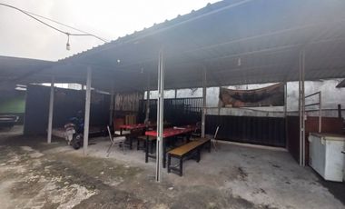 Ruang Usaha Kyai Abdul Karim Gununganyar Surabaya Dekat RS Mitra