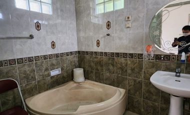 Dijual Rumah di Cipaku Setiabudi Bandung, Halaman Luas