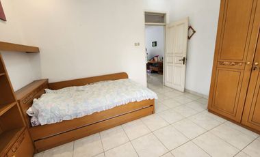 Dijual Rumah di Cipaku Setiabudi Bandung, Halaman Luas
