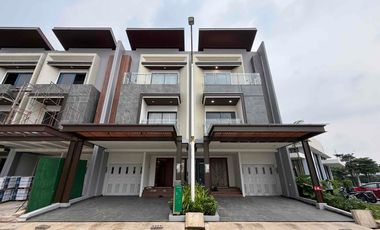 Rumah Siaphuni  3 Lantai Jakarta Selatan – Lebak Bulus 300 Meter dari Tol Veteran dan Akses Strategis.