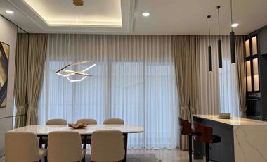 Rumah Siaphuni  3 Lantai Jakarta Selatan – Lebak Bulus 300 Meter dari Tol Veteran dan Akses Strategis.