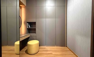 Rumah Siaphuni  3 Lantai Jakarta Selatan – Lebak Bulus 300 Meter dari Tol Veteran dan Akses Strategis.