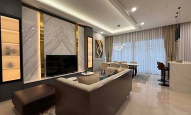 Rumah Siaphuni  3 Lantai Jakarta Selatan – Lebak Bulus 300 Meter dari Tol Veteran dan Akses Strategis.