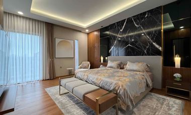 Rumah Siaphuni  3 Lantai Jakarta Selatan – Lebak Bulus 300 Meter dari Tol Veteran dan Akses Strategis.