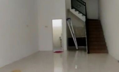 Dijual Ruko 2Lt Baru Gress !! ( Ready 2 unit) MANUKAN SBY Barat