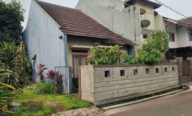 Dijual Cepat Rumah Bawah Harga Pasar Tanah Luas  Di Taman Cimanggu Bogor Kota