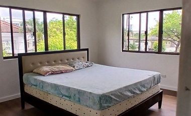 FULLY FURNISHED CORNER LOT HOUSE FOR RENT NEAR ALABANG/LAS PINAS. NEAR EVIA!