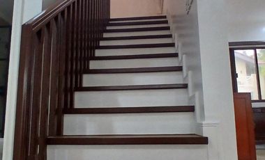 FULLY FURNISHED CORNER LOT HOUSE FOR RENT NEAR ALABANG/LAS PINAS. NEAR EVIA!