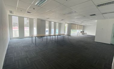 Disewakan Office Space / Kantor 1800M2 Lokasi Strategis di Petojo Jakarta Pusat dekat Harmoni, Monas, Thamrin