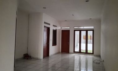 rumah terawat siap huni di arcamnik harga sudah murah jarang ada lagi