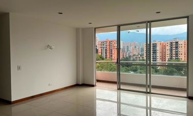 Apartamento en Arriendo en Loma del Esmeraldal, Envigado Antioquia