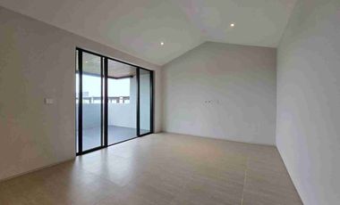 DISEWAKAN RUMAH SIAP HUNI NORTHWEST CITRALAND SURABAYA BARAT