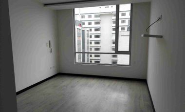 Renta Suite ubicación estratégica, sector El Batán.  Quito