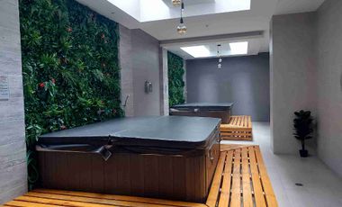 Renta Suite ubicación estratégica, sector El Batán.  Quito