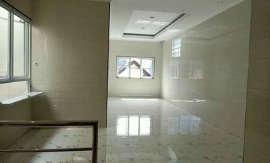 3 STOREY HOUSE FOR SALE OR RENT INDUSTRIAL MINIMALIST STYLE