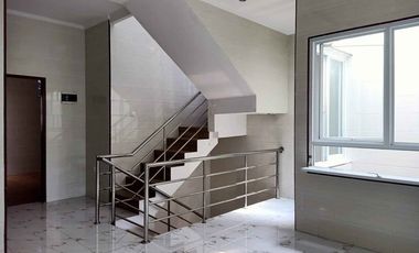 3 STOREY HOUSE FOR SALE OR RENT INDUSTRIAL MINIMALIST STYLE