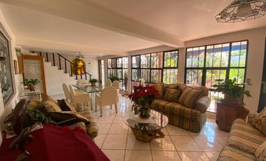 VENTA DE CASA EN EL EMPLEADO DOMINGO DIEZ CUERNAVACA MORELOS