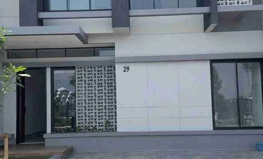 jual rumah summarecon cluster flora