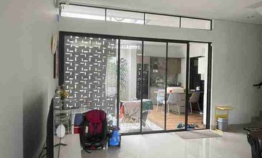 jual rumah summarecon cluster flora