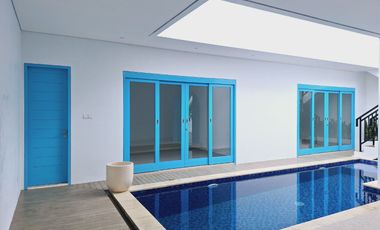 FOR SALE VILLA SAINT TAVIA STYLE SANTORINI IN UNGASAN