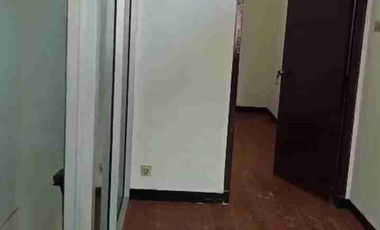 Disewakan rumah baru renovasi siap huni di Ngagel surabaya