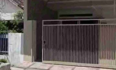 Disewakan rumah baru renovasi siap huni di Ngagel surabaya