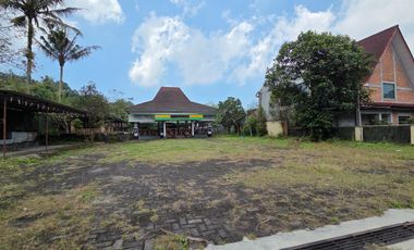 Tepi Jalan Kaliurang