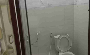 Di sewakan nyaman bersih 3 kamar tidur dkt SMA Ursulin-Manahan-Exit Klodran