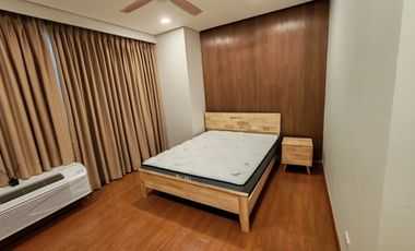 For Lease: 3-Bedroom Unit in The Icon Residences