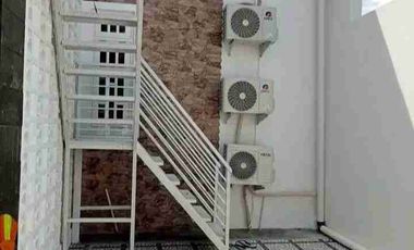 dijual villa Cantik sejuk Asri+Gazebo +Rooftop+private Pool Piyungan Jogja.FULLY FURNISHED