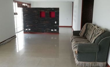 ARRIENDO APARTAMENTO EN CABECERA DEL LLANO