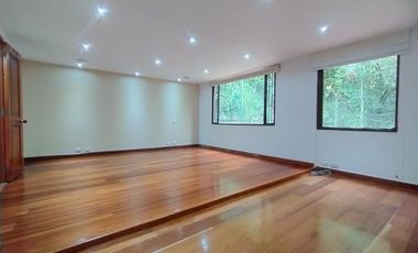 Apartamento en Arriendo en Rosales