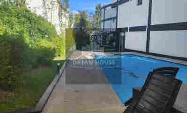 Casa Duplex en Venta, 3 Habitaciones, Conjunto Privado, Tumbaco, Ecuador