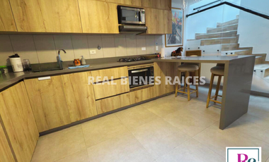 SE ARRIENDA CASA MEDIANERA EN UNIDAD CERRADA CON PORTERÍA 24 HORAS