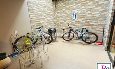 SE ARRIENDA CASA MEDIANERA EN UNIDAD CERRADA CON PORTERÍA 24 HORAS