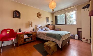 Se Vende Amplio 2D+Estac.+Bod. Providencia Los Leones