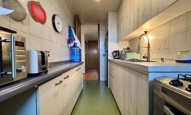 Se Vende Amplio 2D+Estac.+Bod. Providencia Los Leones