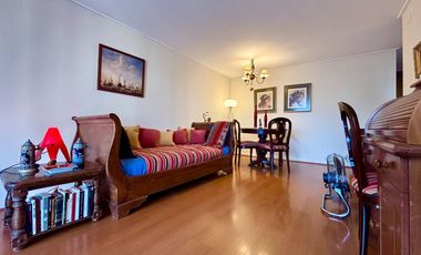 Se Vende Amplio 2D+Estac.+Bod. Providencia Los Leones