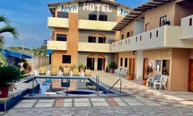SE VENDE  HOTEL  EN CRUCITA