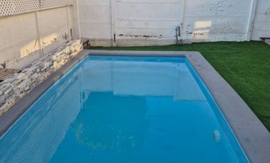 Arriendo maravillosa casa en Sector alto Peñalolén .