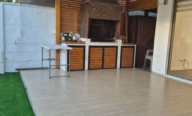 Arriendo maravillosa casa en Sector alto Peñalolén .