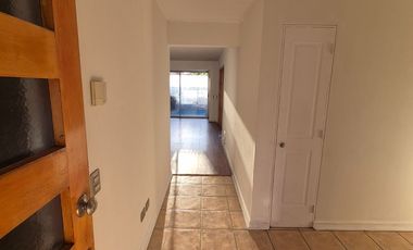 Arriendo maravillosa casa en Sector alto Peñalolén .