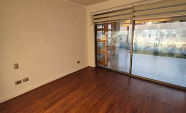 Arriendo maravillosa casa en Sector alto Peñalolén .