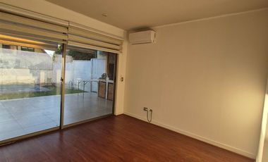 Arriendo maravillosa casa en Sector alto Peñalolén .